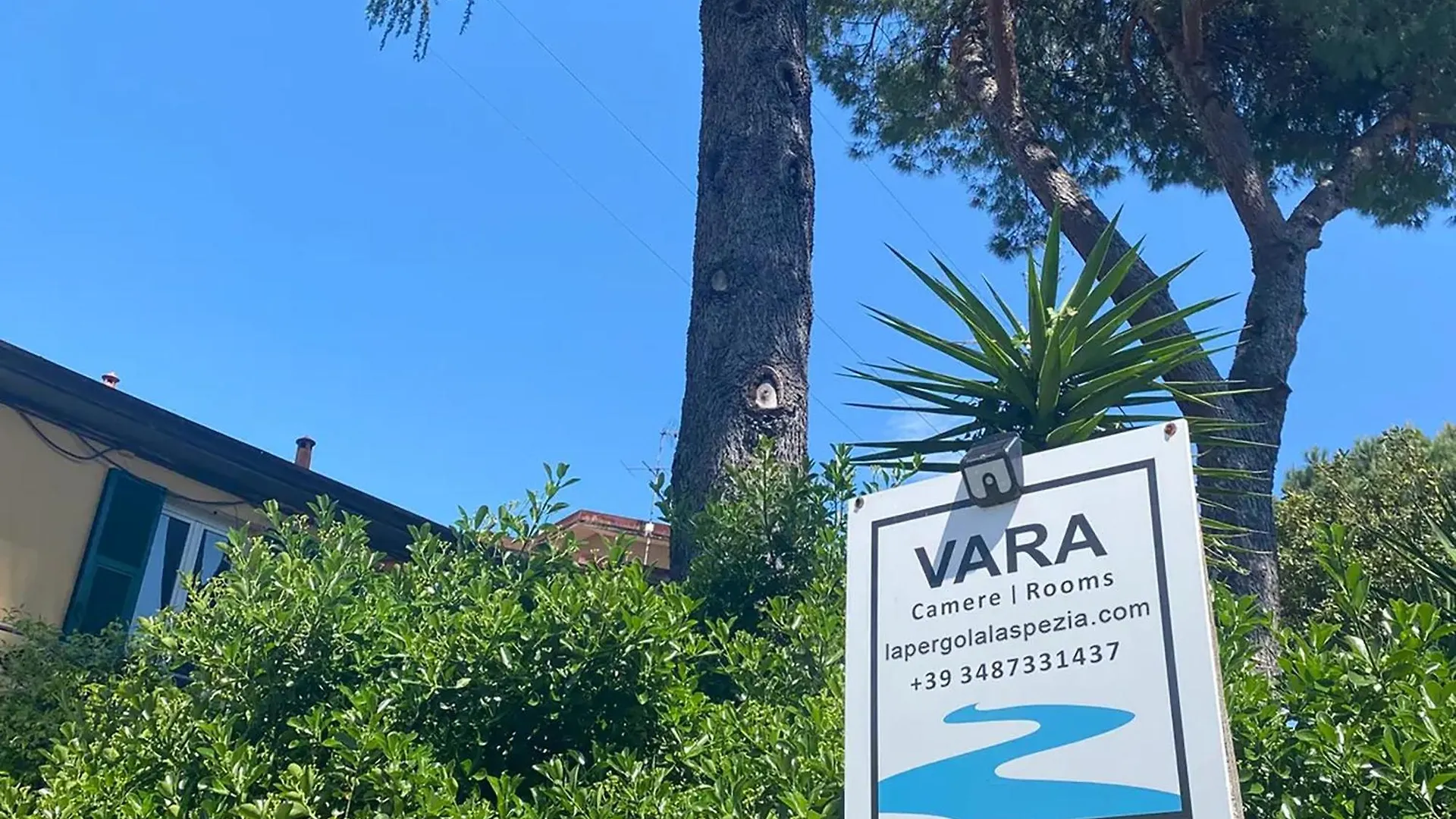 Vara Motel Self Check In Ceparana